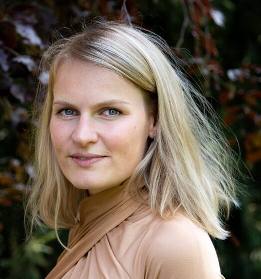 Agnes Kooiker - Hooikammer